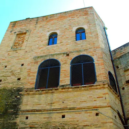 My House * Monsampietro Morico