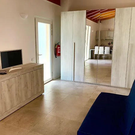 My House * Monsampietro Morico